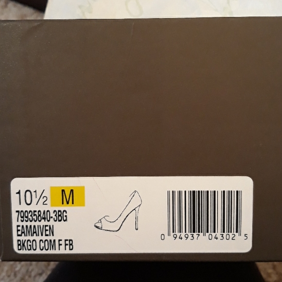 NIB Enzo Angiolini "Maiven" Peep Toe Pump0s 10.5 - Picture 7 of 7